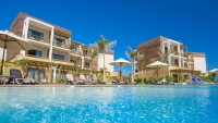  Vacation Hub International | Anelia Hotel Lobby