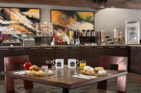  Vacation Hub International | Best Western Plus Novato Oaks Inn Lobby
