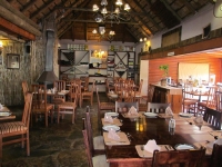  Vacation Hub International | The Woodsman Bed & Breakfast Lobby