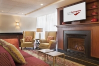  Vacation Hub International | Hotel Carlingview Lobby