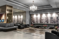  Vacation Hub International | The Manhattan at Times Square Hotel Lobby