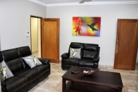  Vacation Hub International | Hummingbird's Nest Guesthouse Lobby