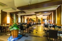  Vacation Hub International | Fishermen's Harbour Urban Resort Lobby