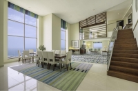  Vacation Hub International | Hilton Dubai The Walk Lobby