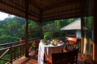  Vacation Hub International | Santi Mandala Villa & Spa Lobby