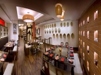  Vacation Hub International | The Raintree St Mary's Road Lobby