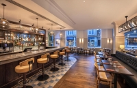  Vacation Hub International | Jurys Inn Cardiff Lobby