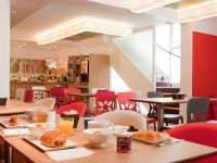  Vacation Hub International | Hôtel ibis Paris Italie Tolbiac 13ème Lobby