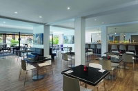  Vacation Hub International | Travelodge Perth Central Lobby