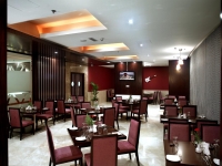  Vacation Hub International | Landmark Grand Hotel Lobby