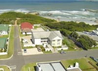  Vacation Hub International | Hermanus Beach Villa Lobby