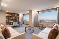  Vacation Hub International | Hyatt Regency Galleria Residence Dubai Lobby