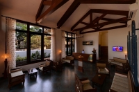  Vacation Hub International | Golden Tulip Goa Lobby