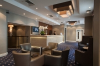  Vacation Hub International | Norfolk Towers Paddington Lobby