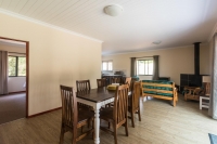  Vacation Hub International | Kamberg Valley Hideaway Lobby