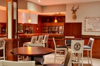  Vacation Hub International | Cresta Riley's Hotel Lobby