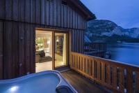  Vacation Hub International | Hallstatt Hideaway Lobby