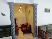  Vacation Hub International | Tusi Boutique Lodge Lobby