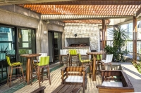  Vacation Hub International | Radisson Montevideo Lobby