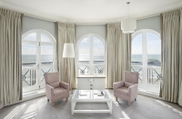  Vacation Hub International | The Grand Brighton Lobby