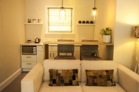  Vacation Hub International | Colibri Self Catering Lobby