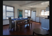  Vacation Hub International | Mountain View Manor Guesthouse - Captain's Cabin Lobby