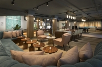  Vacation Hub International | The Gates Hotel South Beach Lobby
