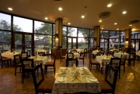  Vacation Hub International | Hwange Safari Lodge Lobby
