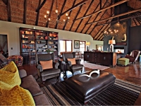  Vacation Hub International | Hlosi Game Lodge Lobby