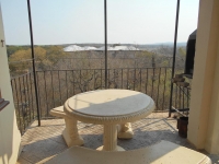  Vacation Hub International | Castle Rock Lobby