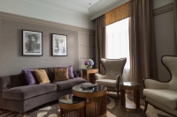  Vacation Hub International | Metropol Hotel Lobby