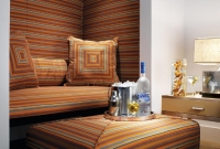  Vacation Hub International | The Huntley Hotel Lobby