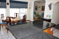  Vacation Hub International | Wee Hoose Lobby