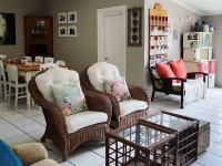  Vacation Hub International | Kei Mouth Guest Lodge Lobby