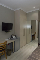  Vacation Hub International | The Suburban Lobby
