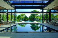  Vacation Hub International | Vineyard Hotel Lobby