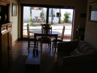  Vacation Hub International | Pepper Tree Cottage Lobby