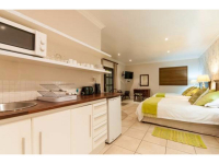  Vacation Hub International | Avocet Guest House Lobby
