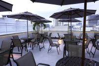  Vacation Hub International | Casa Nova Hotel Lobby