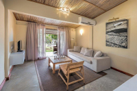  Vacation Hub International | Cotton Bay Hotel Lobby