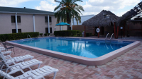  Vacation Hub International | Travelodge by Wyndham Fort Myers Lobby