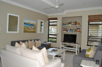  Vacation Hub International | Marichel 4 Lobby