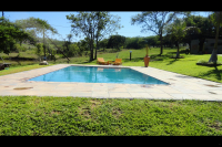  Vacation Hub International | Eagles Guest Farm Lobby