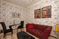  Vacation Hub International | Arum Place Guest House Lobby