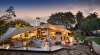  Vacation Hub International | Hunter's Country House Lobby