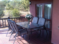  Vacation Hub International | DaGama Lake Cottages Lobby