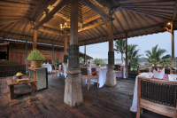  Vacation Hub International | Pramana Watu Kurung Lobby
