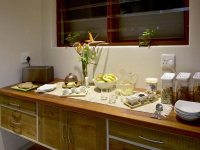  Vacation Hub International | Ocean Gaze B&B Lobby