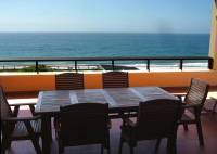  Vacation Hub International | Sunrise Beach View Lobby