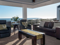  Vacation Hub International | Lighthouse Villa Lobby